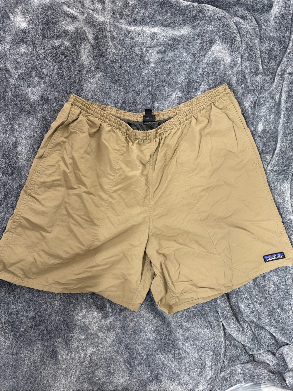 Patagonia Khaki Elastic-Waist Hybrid Shorts XL